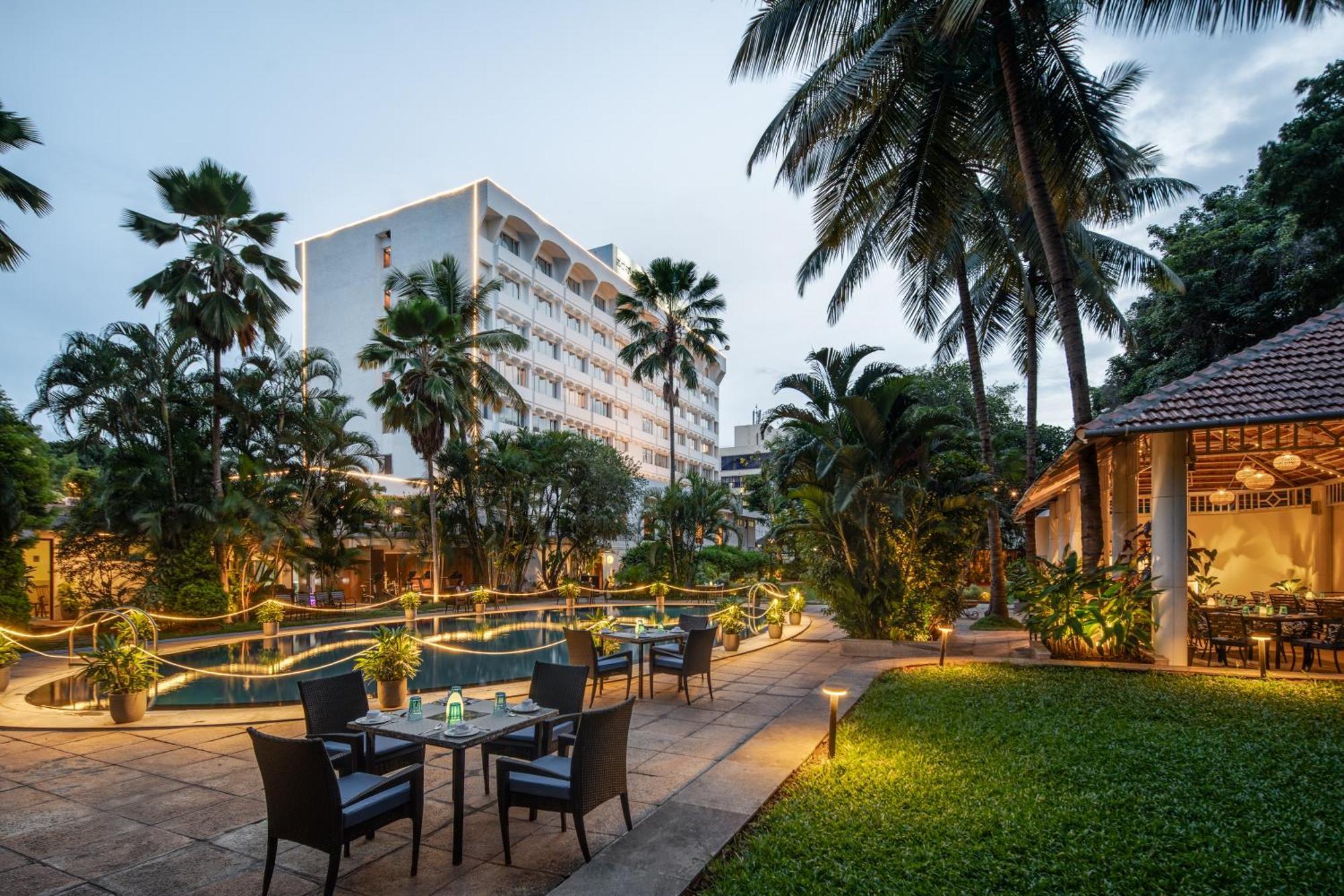 Southern Star,מייזור מראה חיצוני תמונה The hotel's pool
