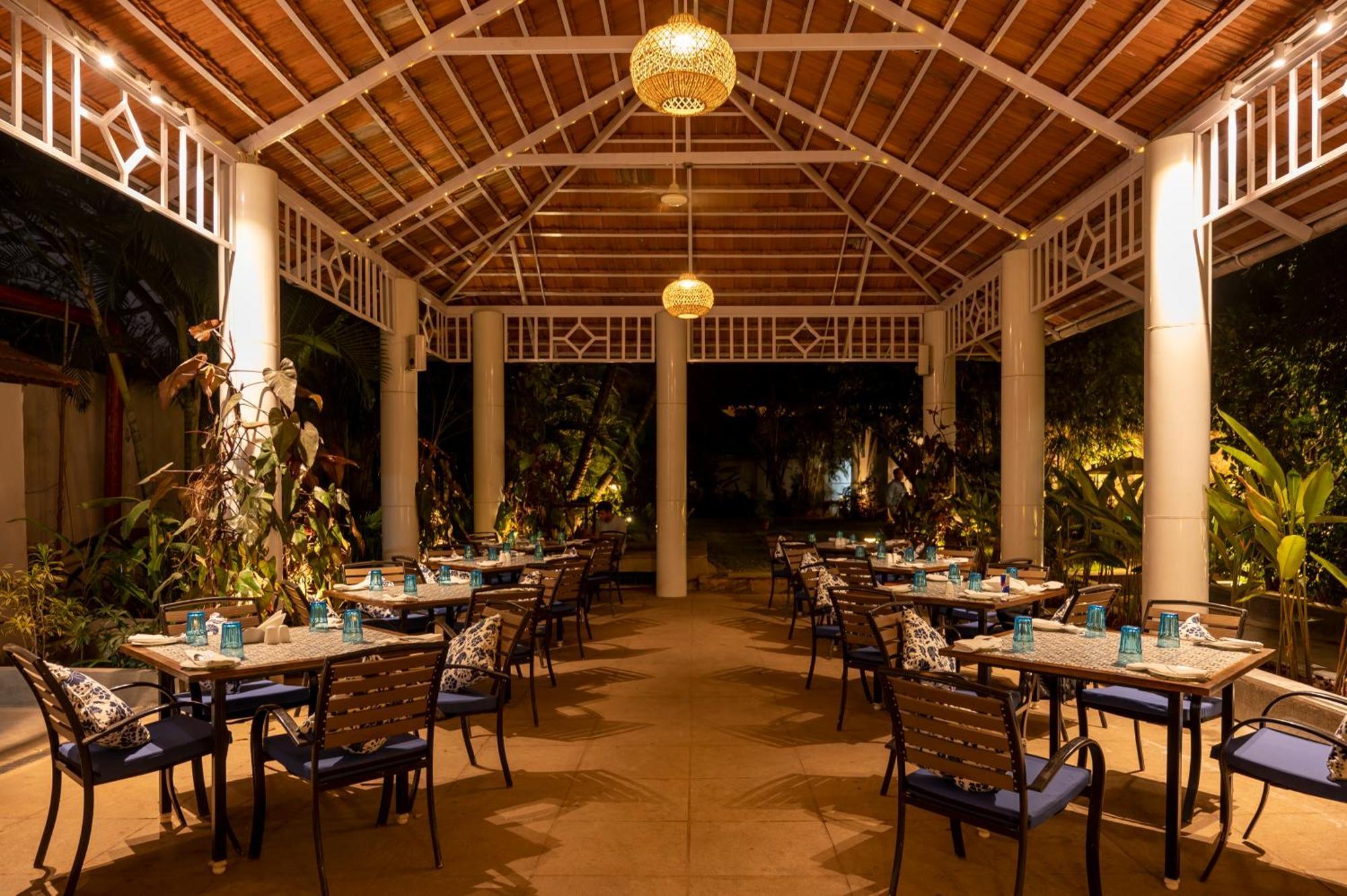 Southern Star,מייזור מראה חיצוני תמונה The restaurant at the resort